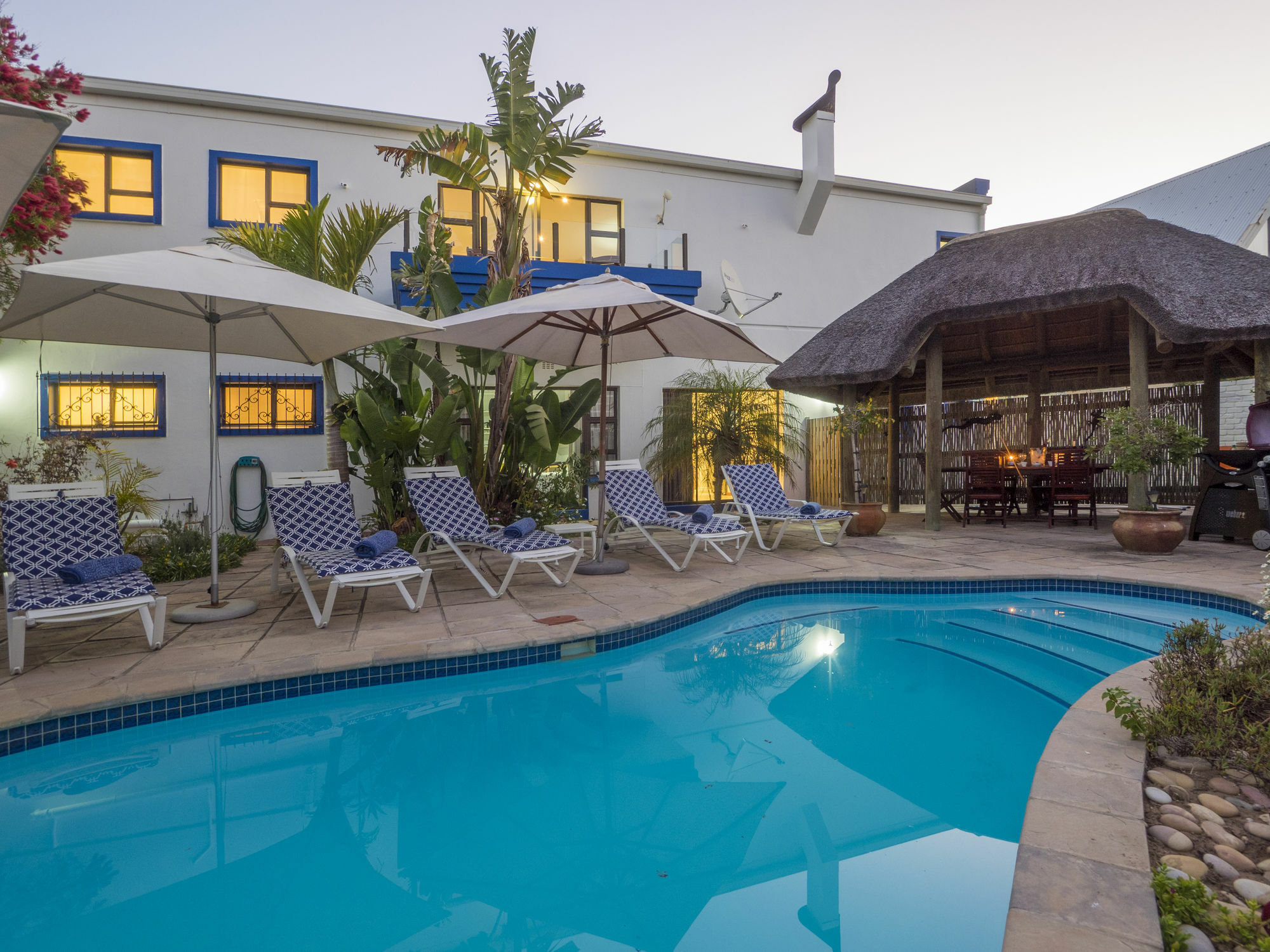 Shining Waters Guest House Вілдернесс Екстер'єр фото